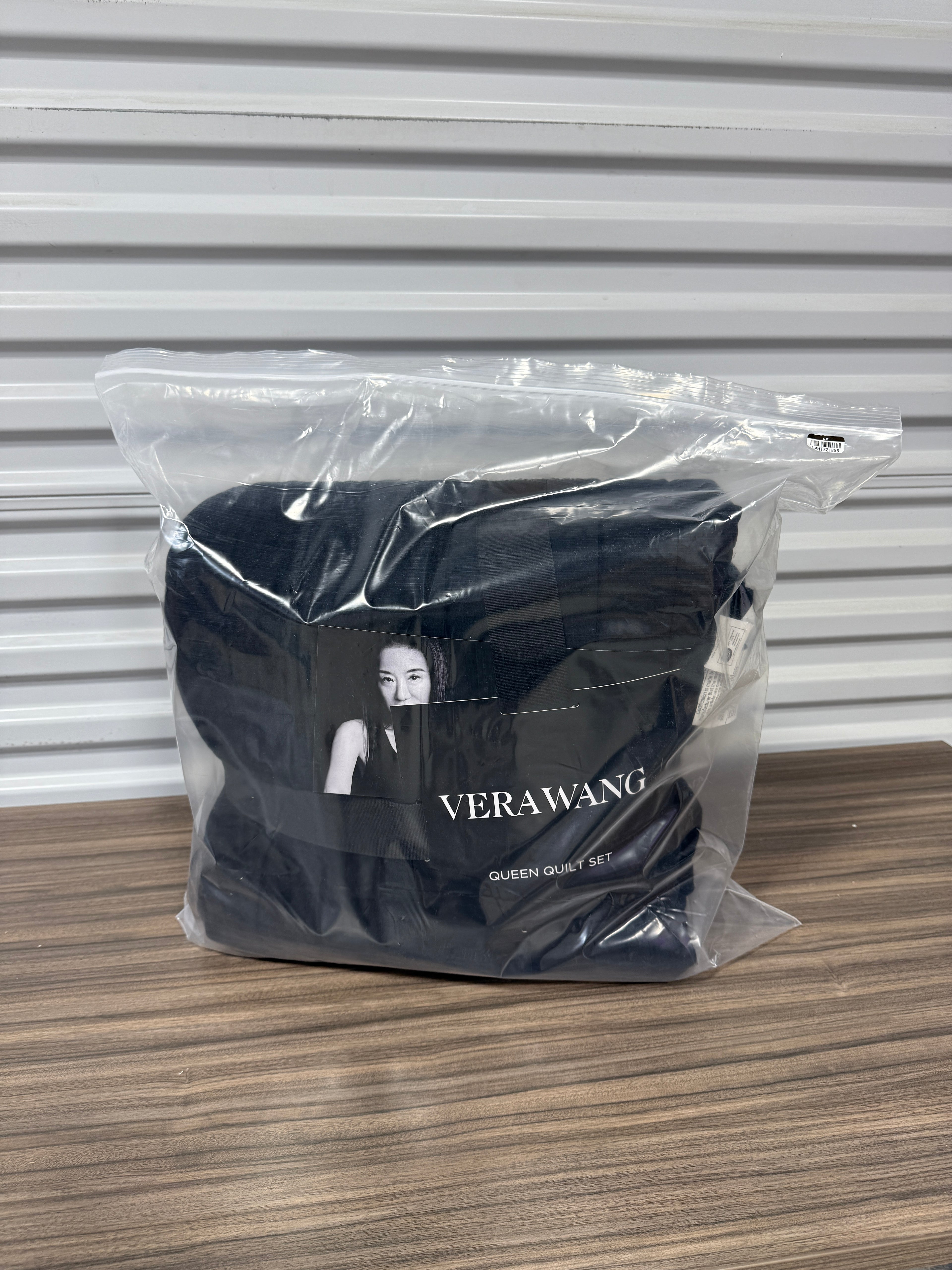 Vera Wang - Queen Quilt Set, Super Soft Bedding Set with Matching Shams, Modern Room Essentials