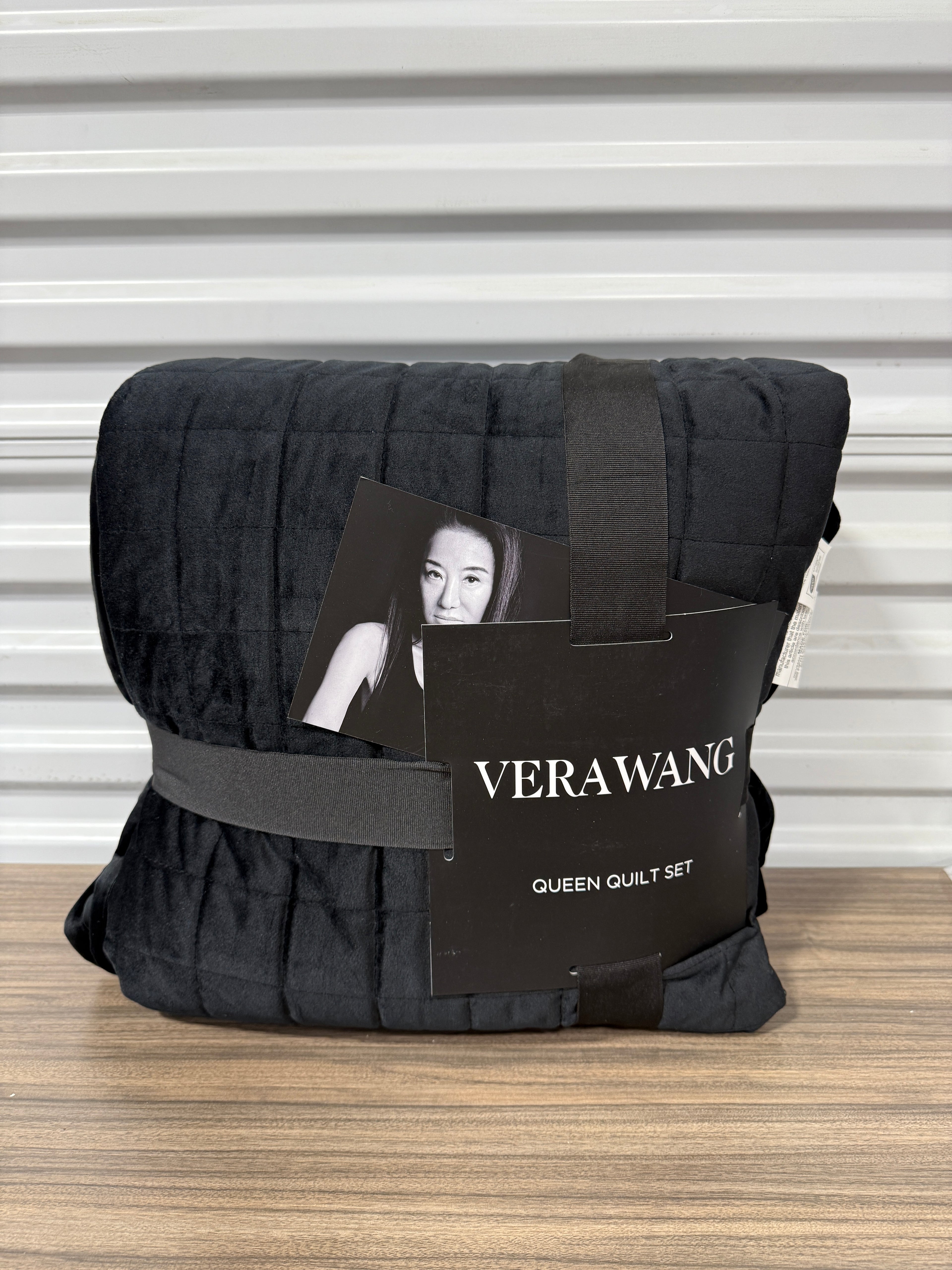 Vera Wang - Queen Quilt Set, Super Soft Bedding Set with Matching Shams, Modern Room Essentials