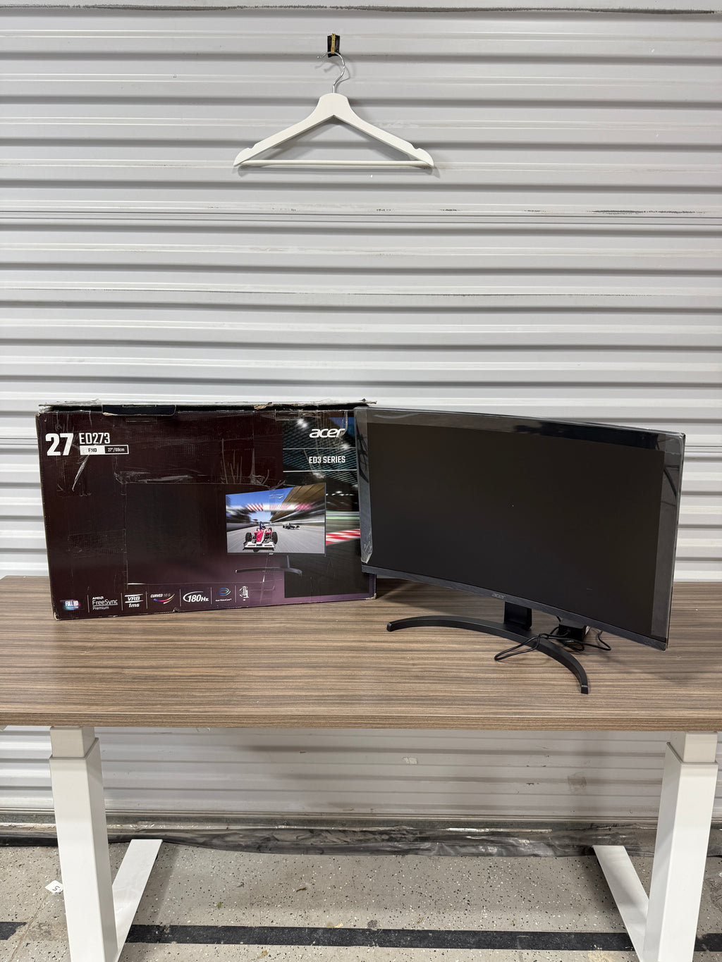 Acer 27" ED273 Curved Full HD (1920 x 1080