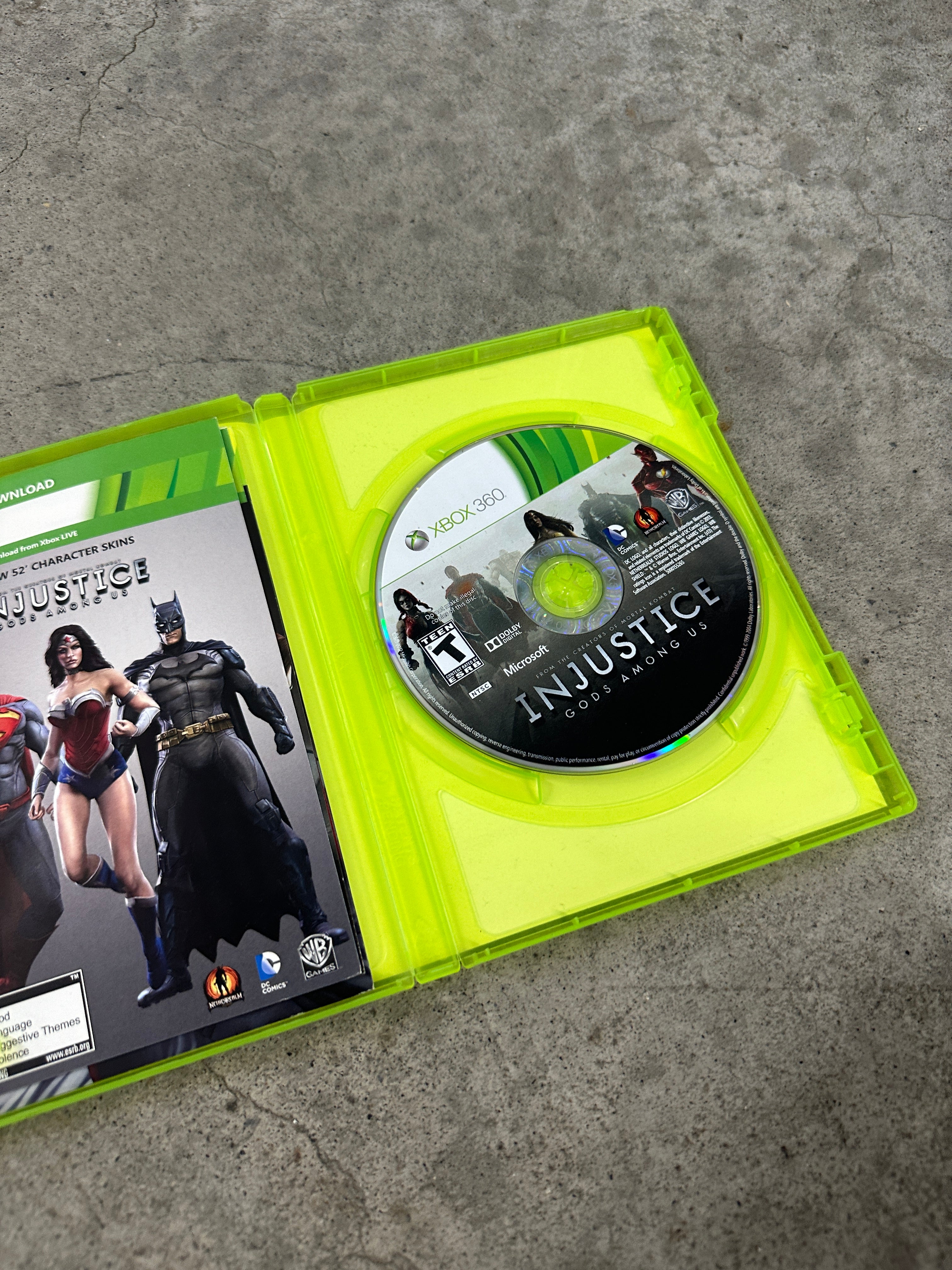Injustice: Gods Among Us (Microsoft Xbox 360, 2013)