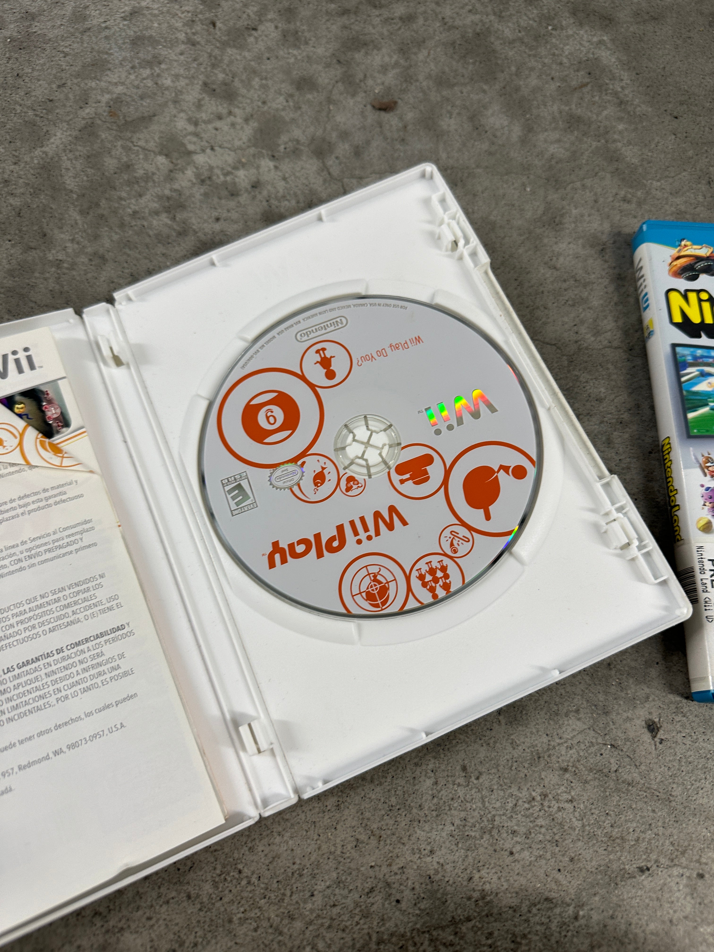 Wii Games (Star Wars, NintendoLand, Wii Play)