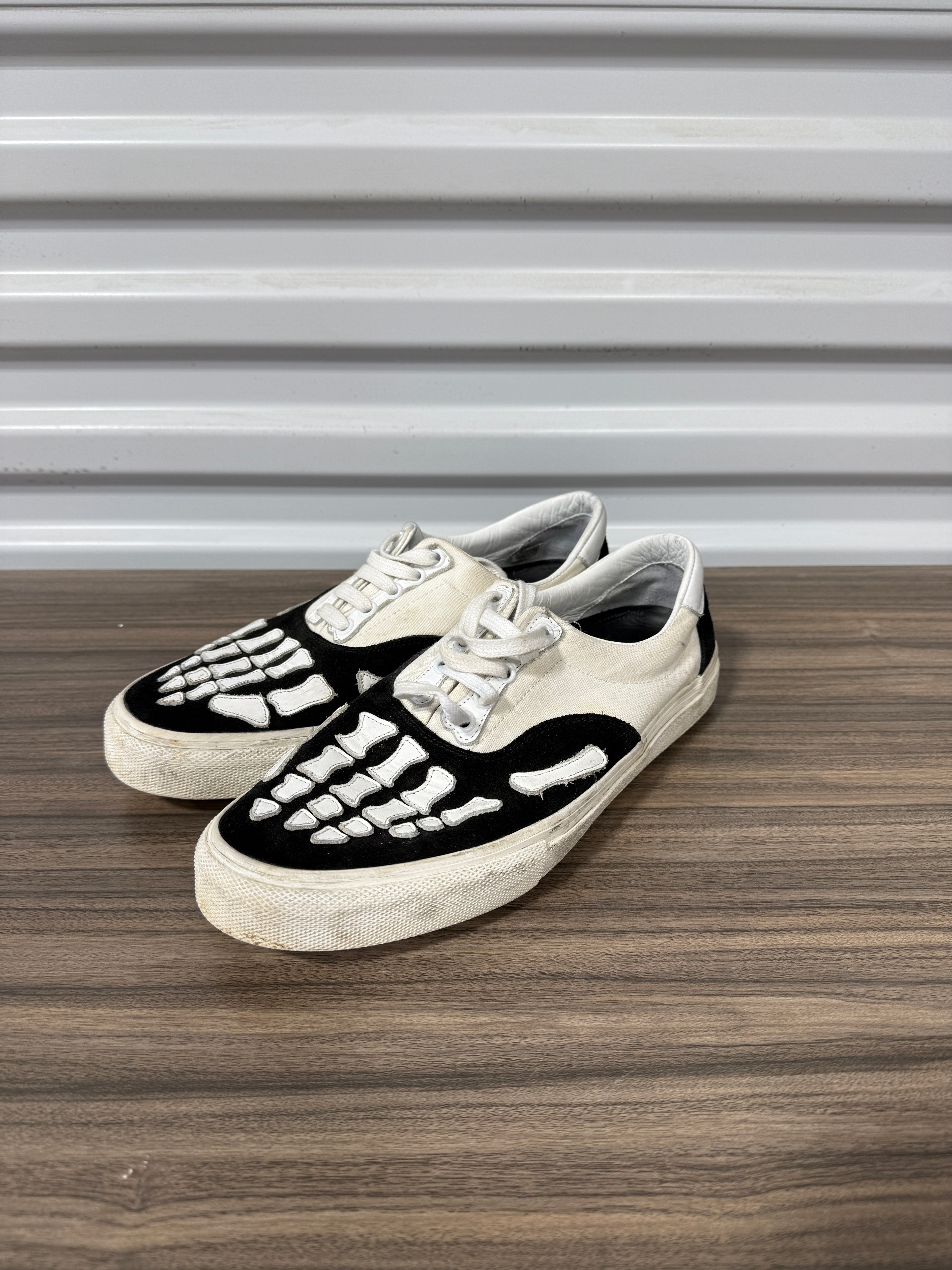 Amiri Bones Low Tops Size 9.5