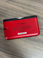 Load image into Gallery viewer, Nintendo 3DS XL With Pokemon Sun
