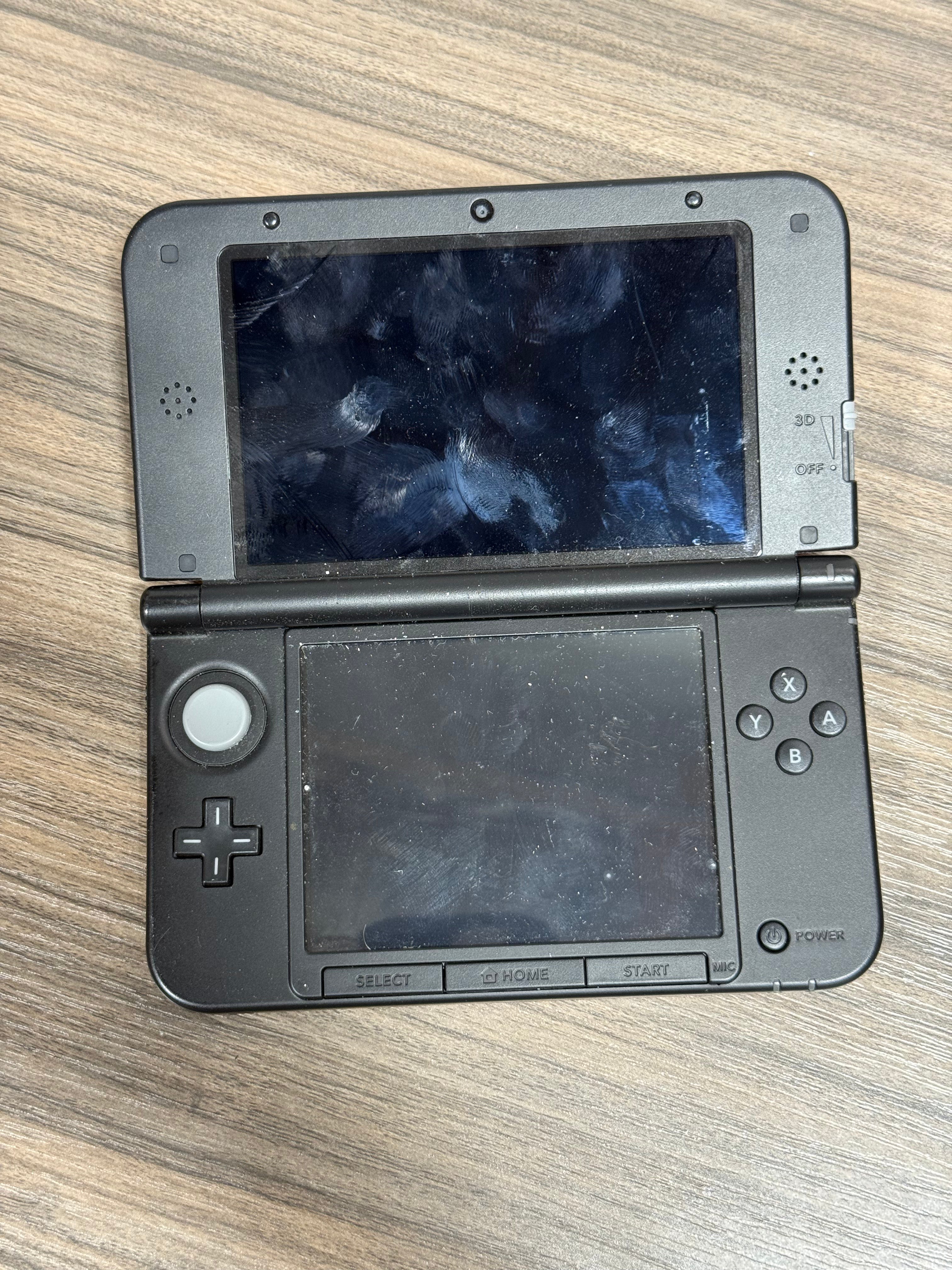 Nintendo 3DS XL With Pokemon Sun