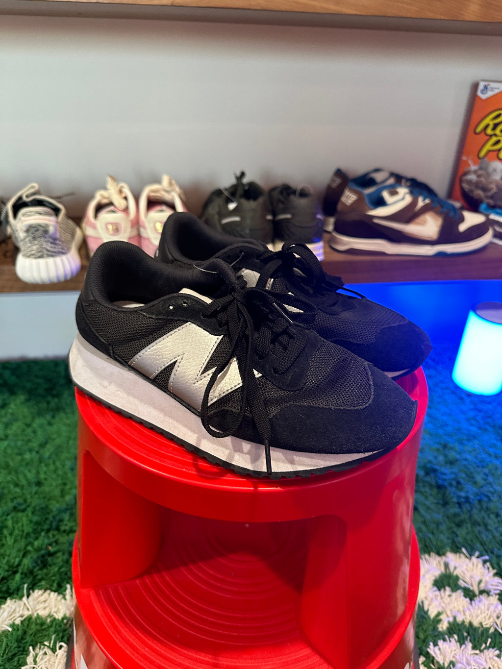 New Balance 237 Sz w7.5