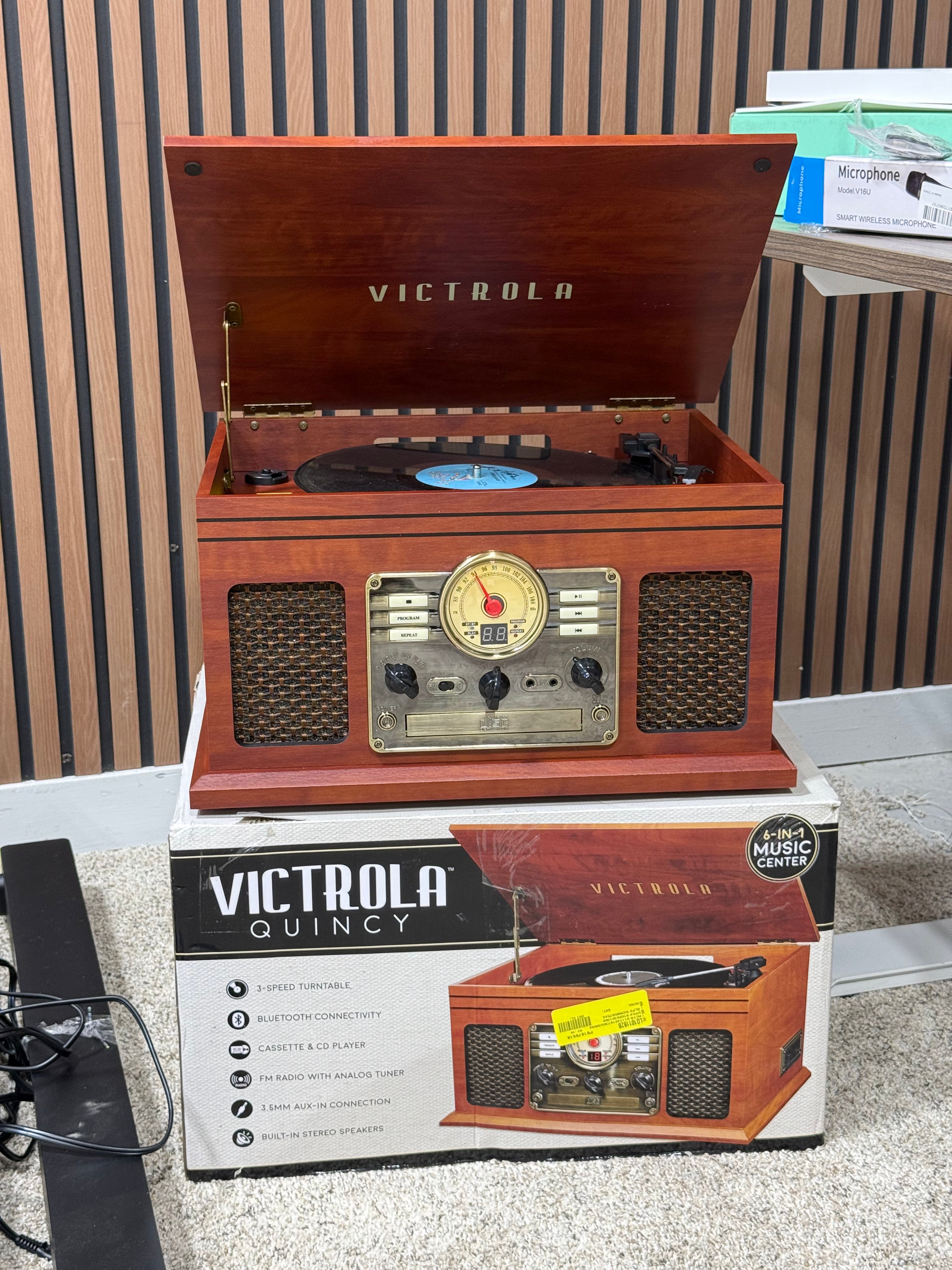 Victrola Quincey Record Player