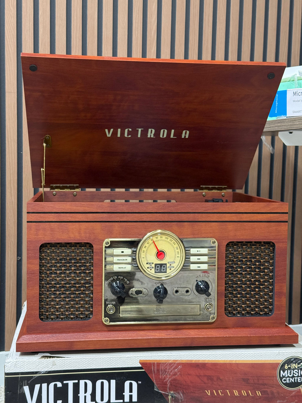 Victrola Quincey Record Player