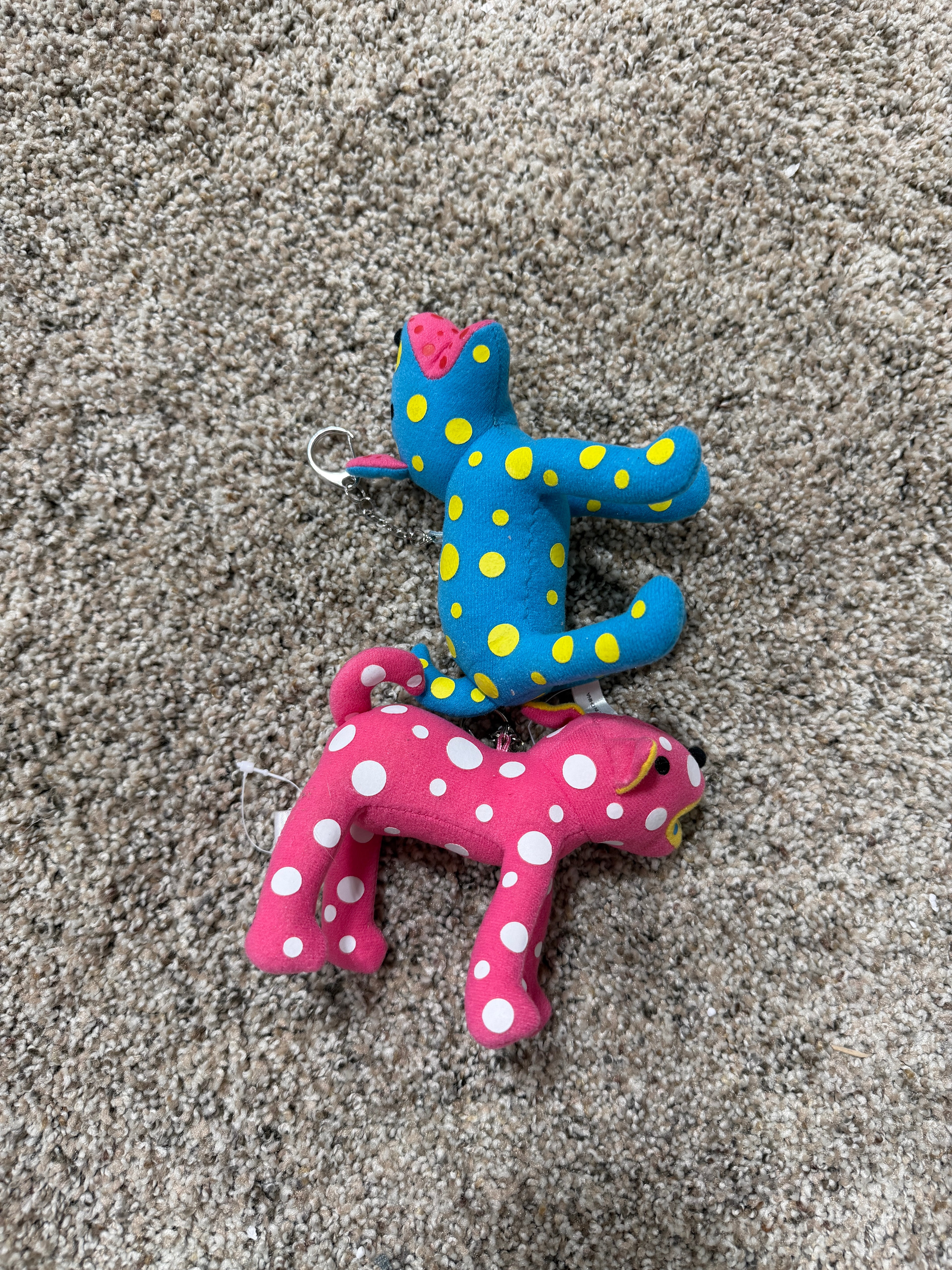 Yayoi Kusama TOKO-TON Plush Mascot Blue Polka Dot Dogs (2 of 2)