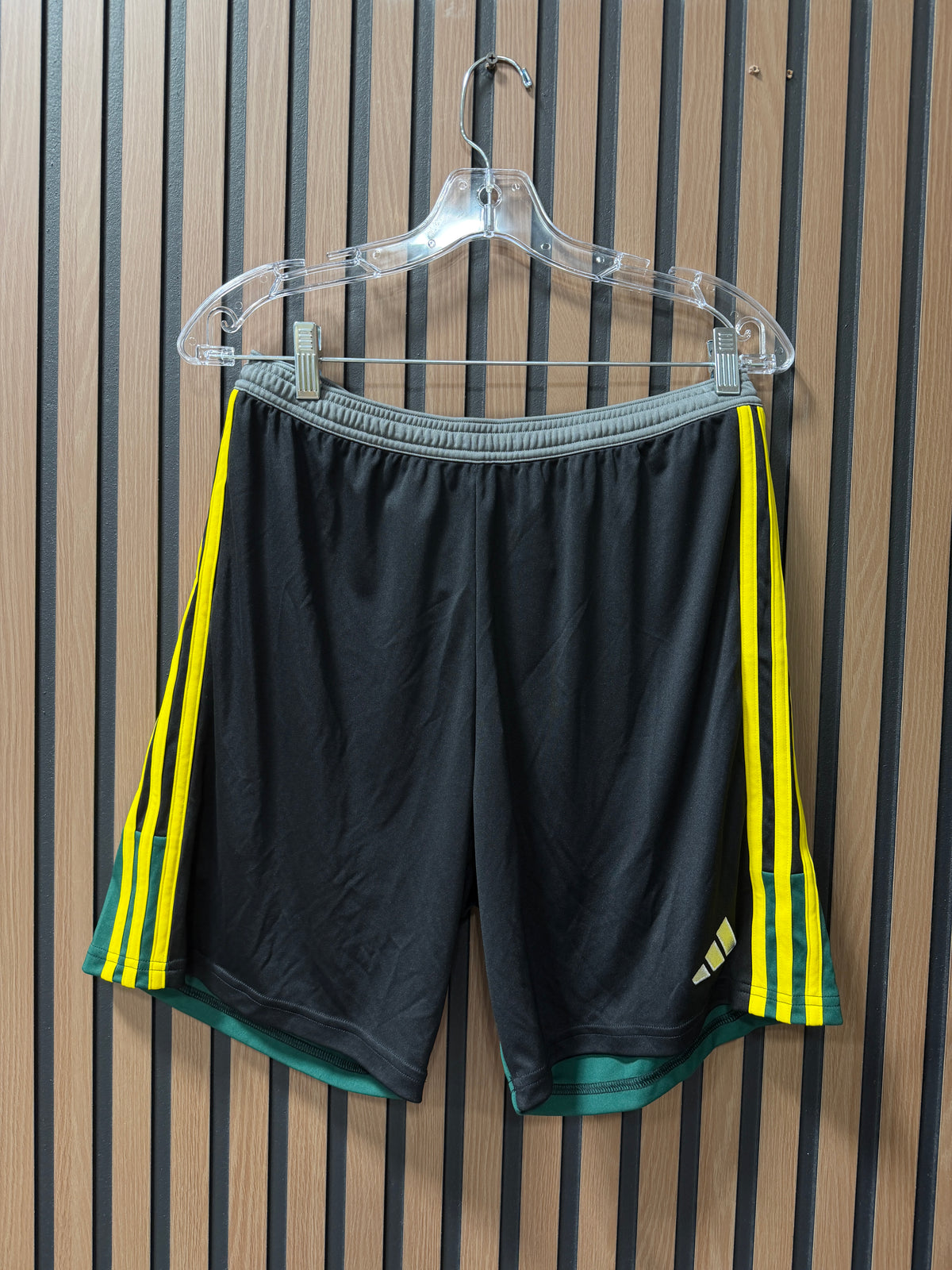 Adidas House of Tiro Nations Pack Shorts men's sz M
