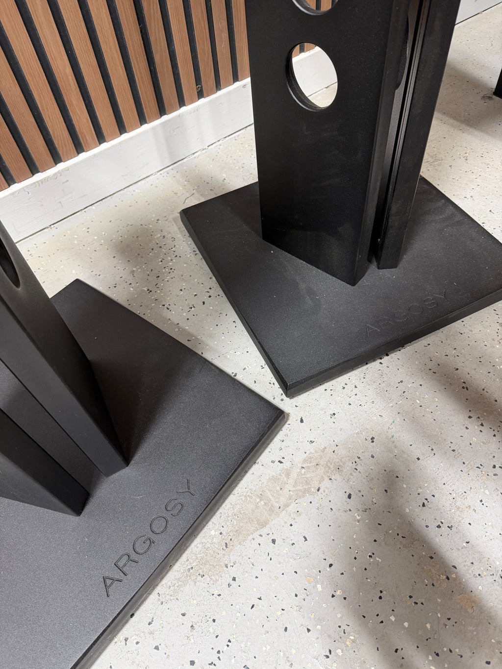 Argosy 360i-B Spire Speaker Stands Pair
