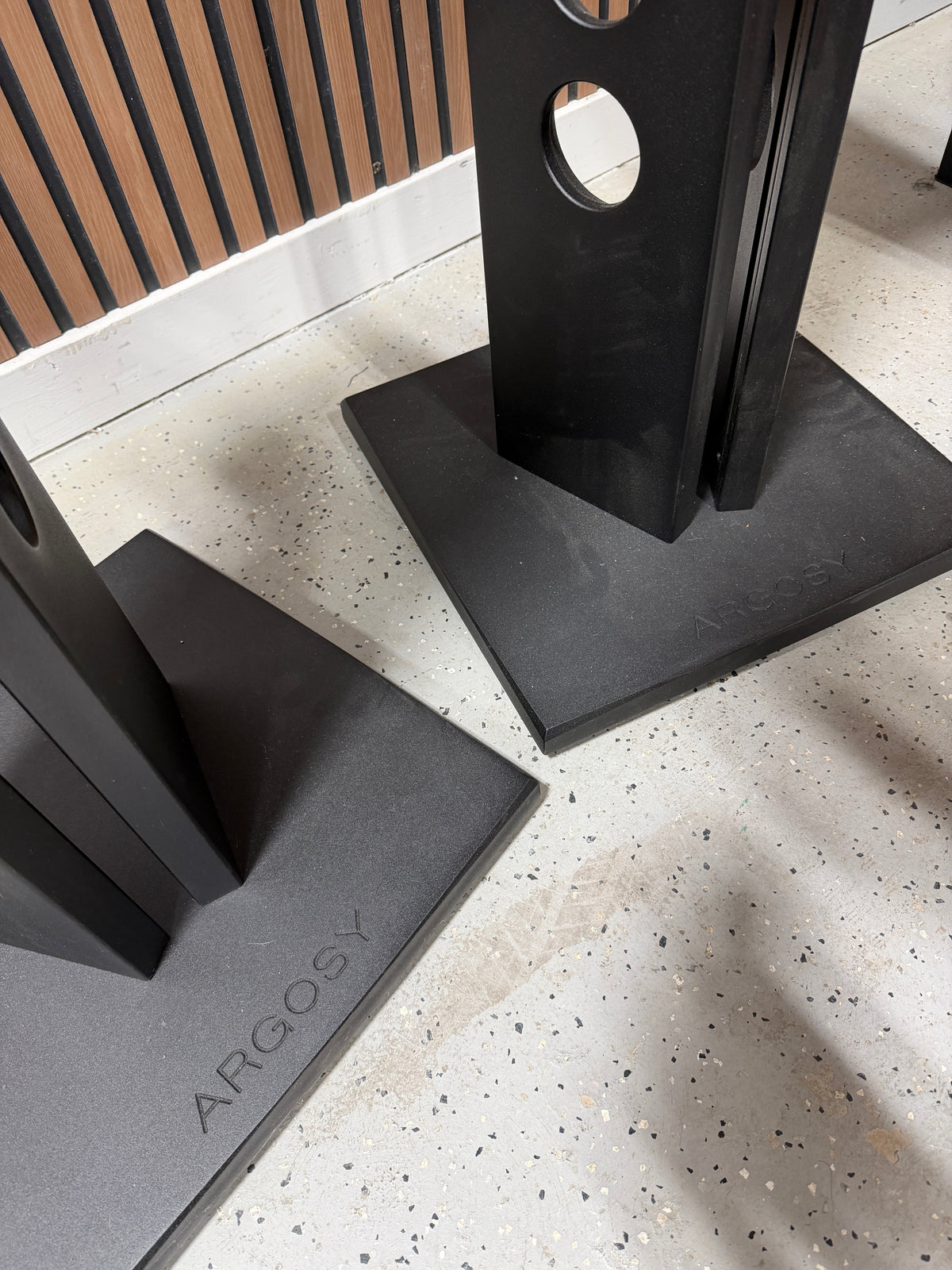 Argosy 360i-B Spire Speaker Stands Pair