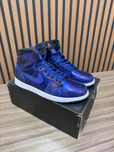 Load image into Gallery viewer, Jordan 1 Deep Royal Sz 11

