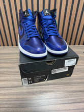 Load image into Gallery viewer, Jordan 1 Deep Royal Sz 11
