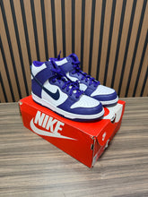 Load image into Gallery viewer, Nike Dunk High Electro Purple Midnight Navy Sz 6.5Y
