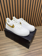 Load image into Gallery viewer, Nike Air Force 1 Low Retro 'Ivory Snake' 2019 Sz 15
