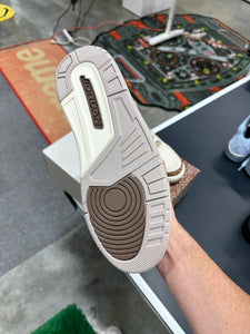 Jordan 3 Retro Palomino Sz 10.5