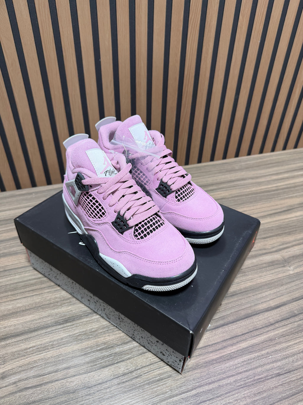 Wmns Air Jordan 4 Retro 'Orchid' Sz 6W