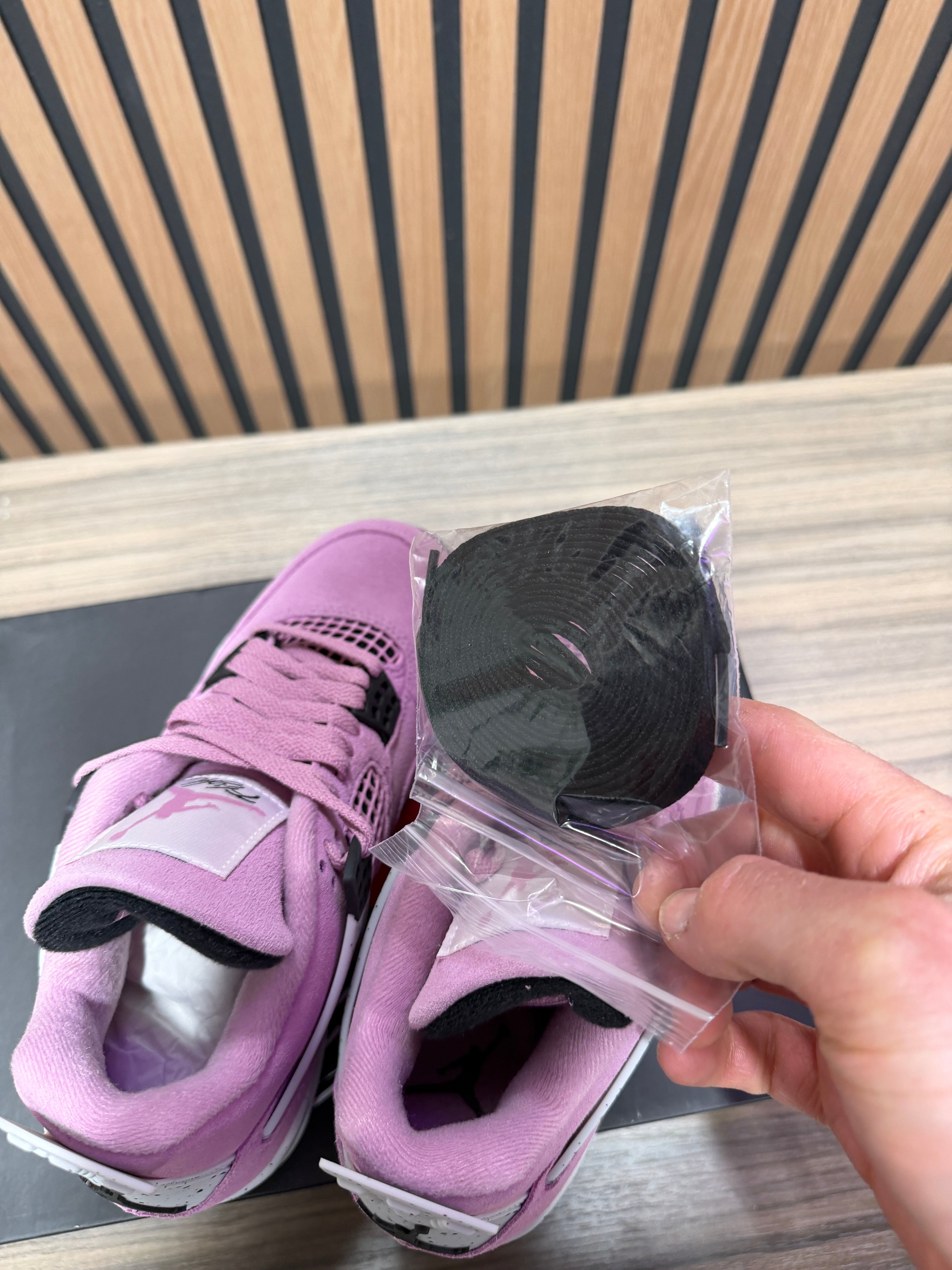 Wmns Air Jordan 4 Retro 'Orchid' Sz 6W