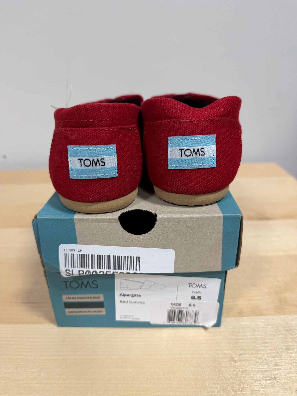NEW TOMS Alpargata Slip-On Shoes Red Canvas women's sz 6.5
