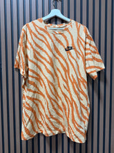 Load image into Gallery viewer, Nike T-Shirt Tiger Print Sz XL
