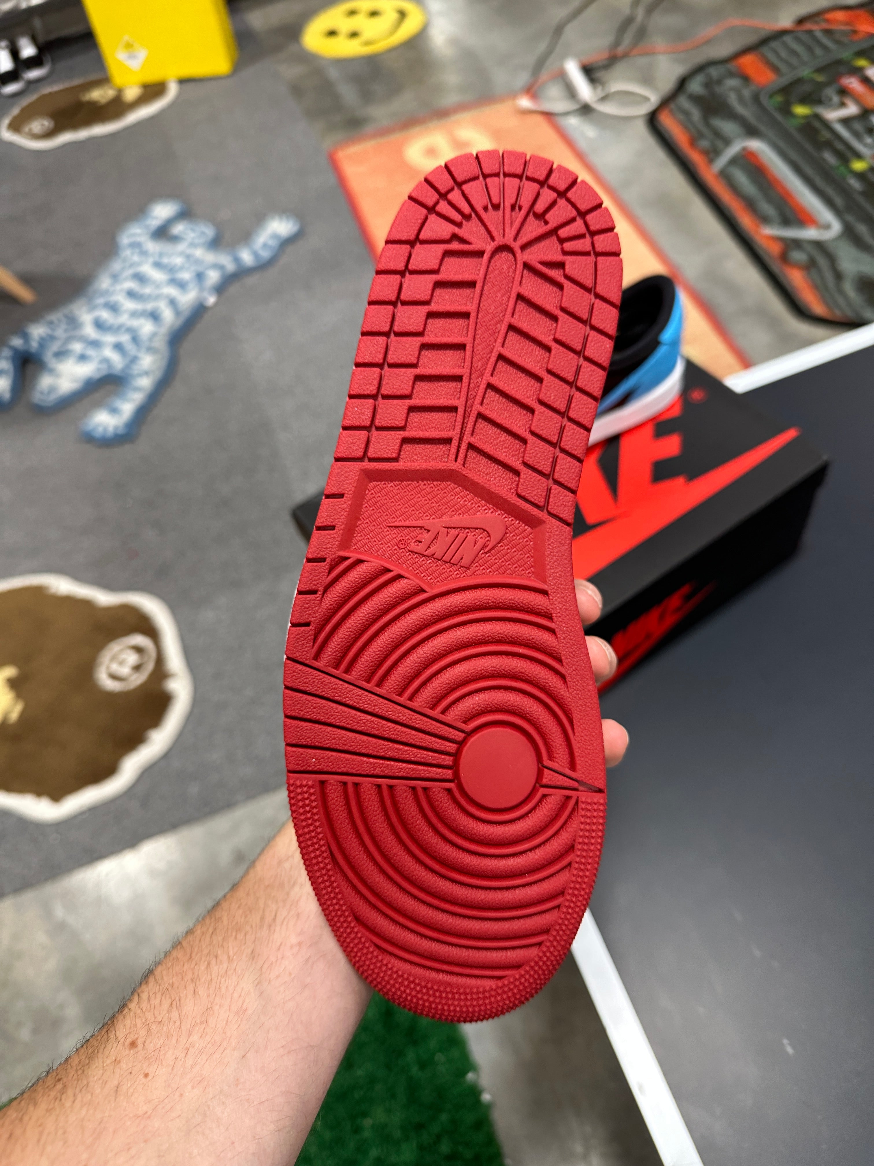 Jordan 1 Retro Low OG NC to Chi M10 (W11.5)