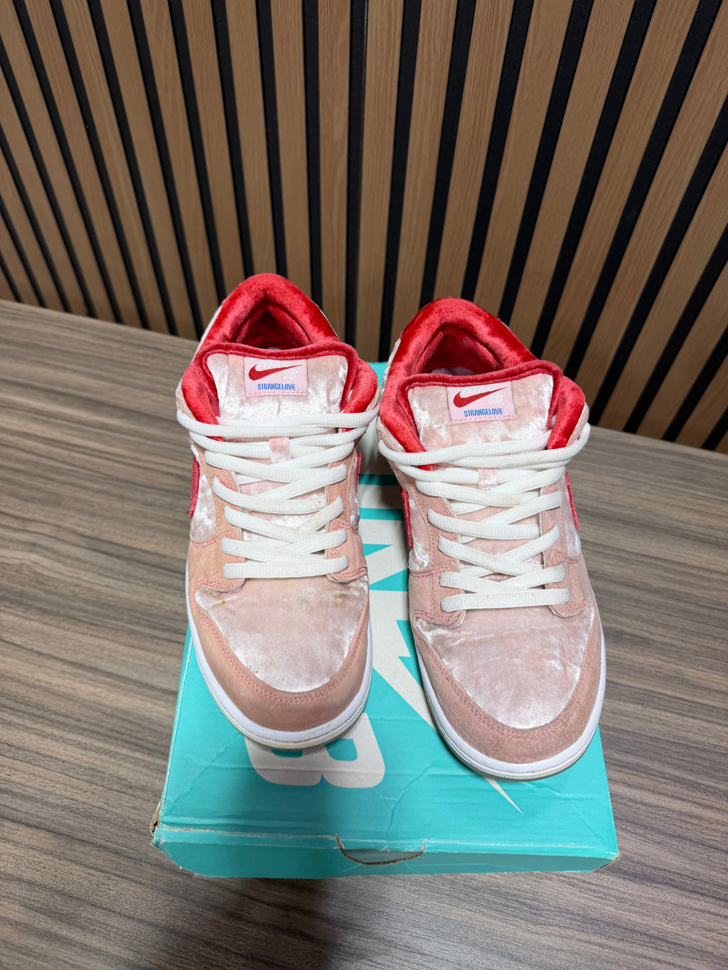 StrangeLove x Nike Dunk Low SB 'Valentine's Day' Sz 9.5