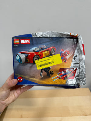 LEGO Marvel Spider-Man Car vs. Venomized Wolverine (76336) building set box