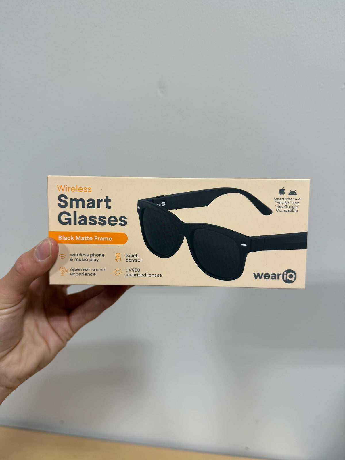 WeariQ Bluetooth Smart sunglasses