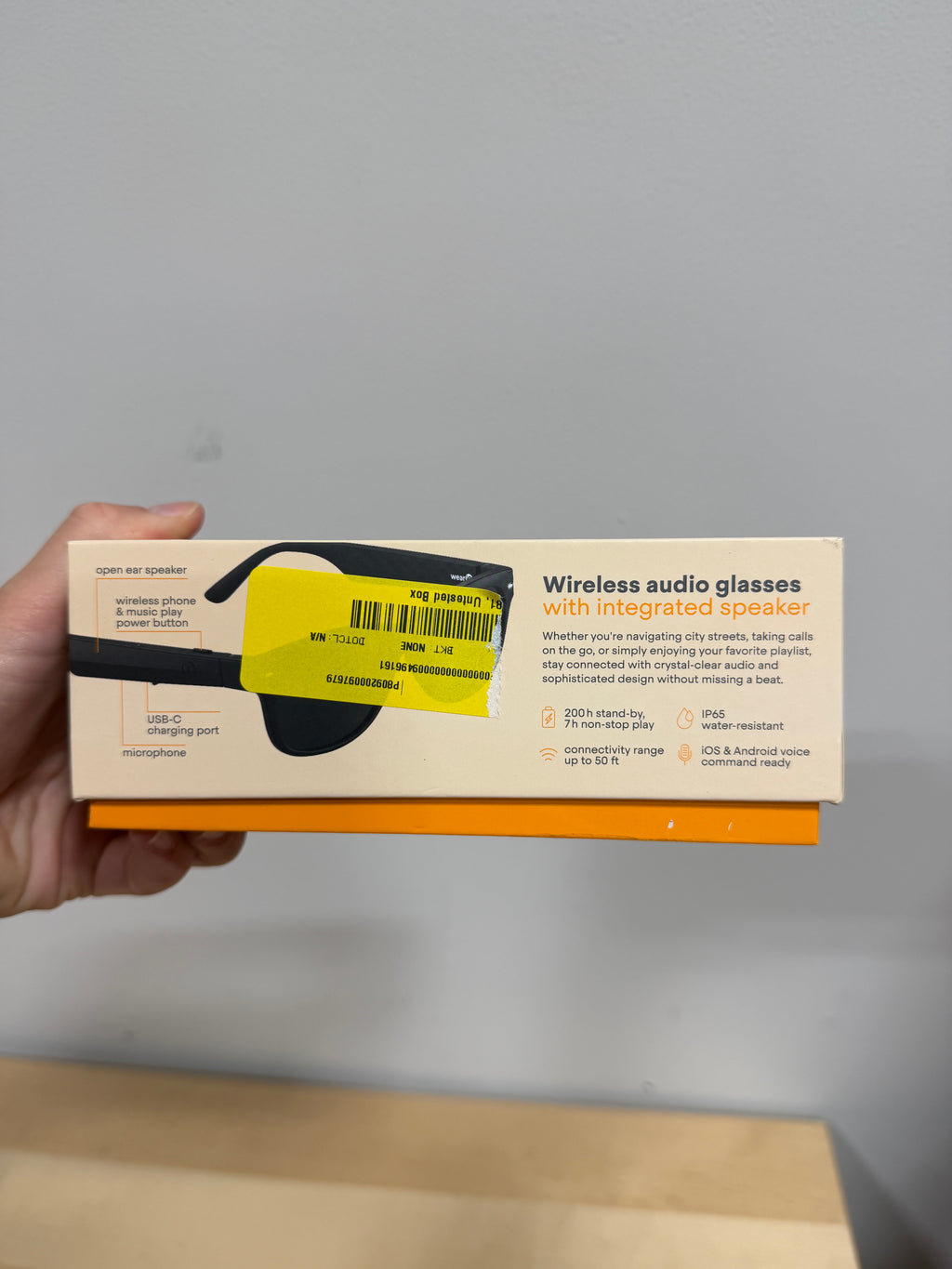 WeariQ Bluetooth Smart sunglasses