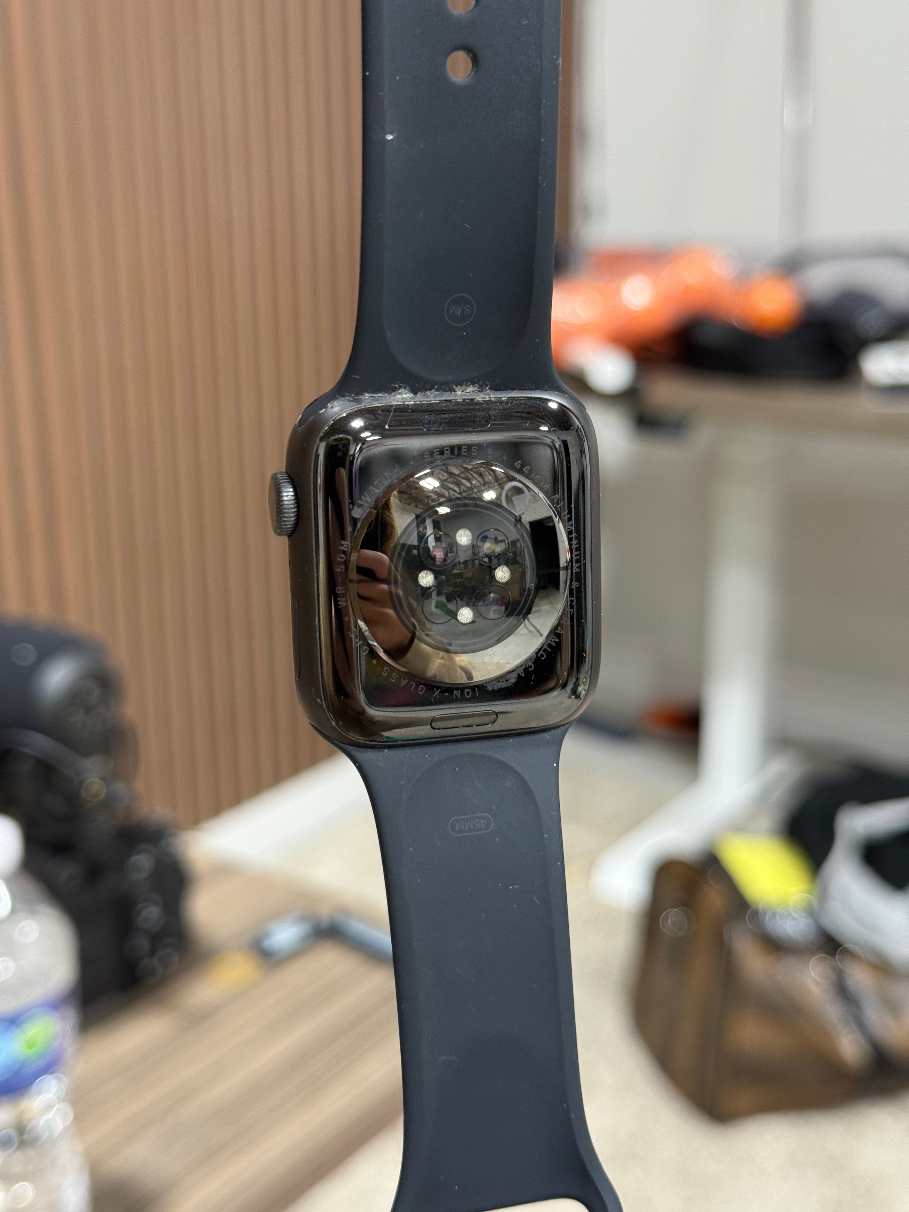Apple Watch Series 6 44mm Aluminum With Cellular