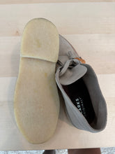 Load image into Gallery viewer, Clarks Men's Desert Chukka Boot Sz 11.5
