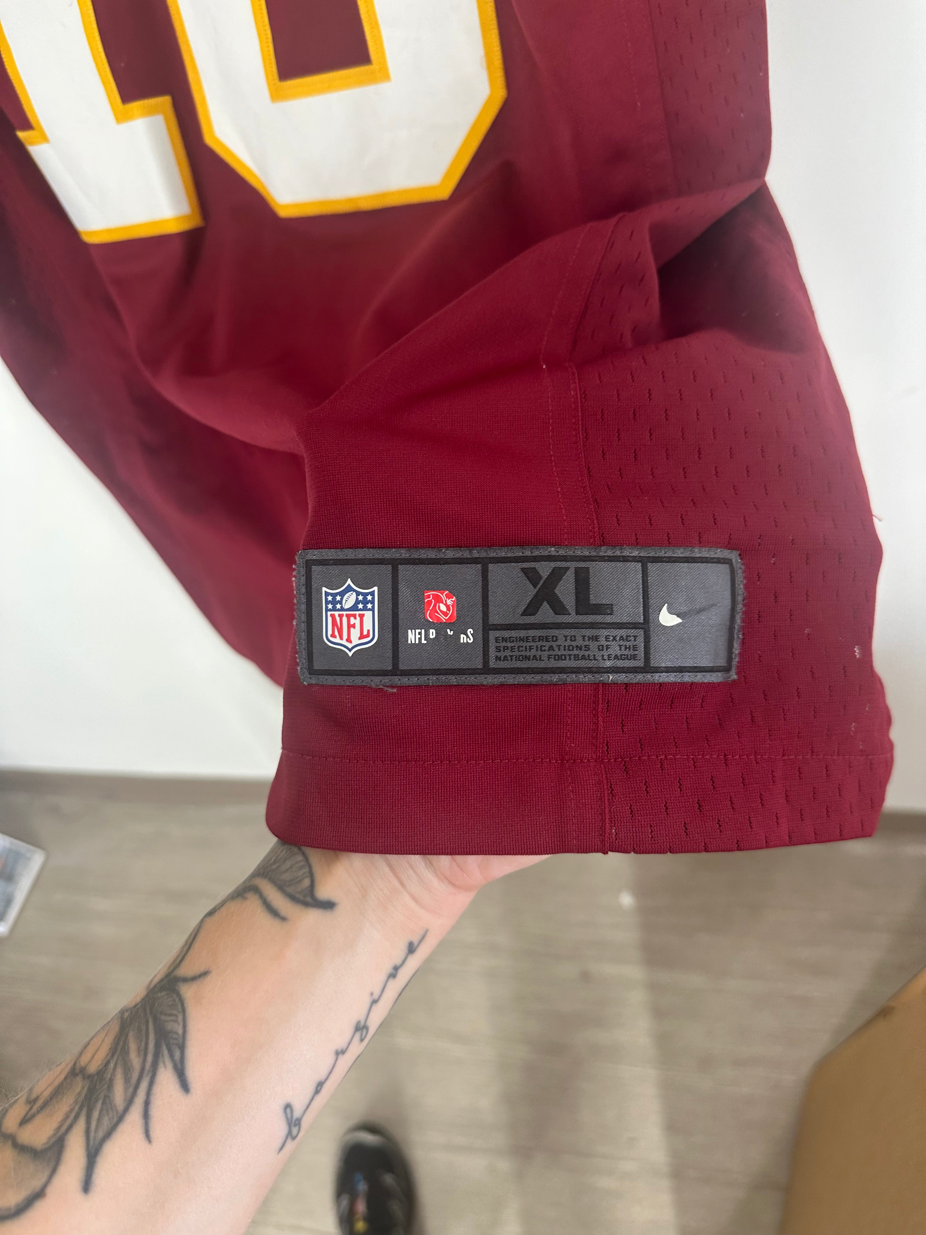 Nike NFL Washington Redskins Robert Griffin III #10 jJersey Sz XL