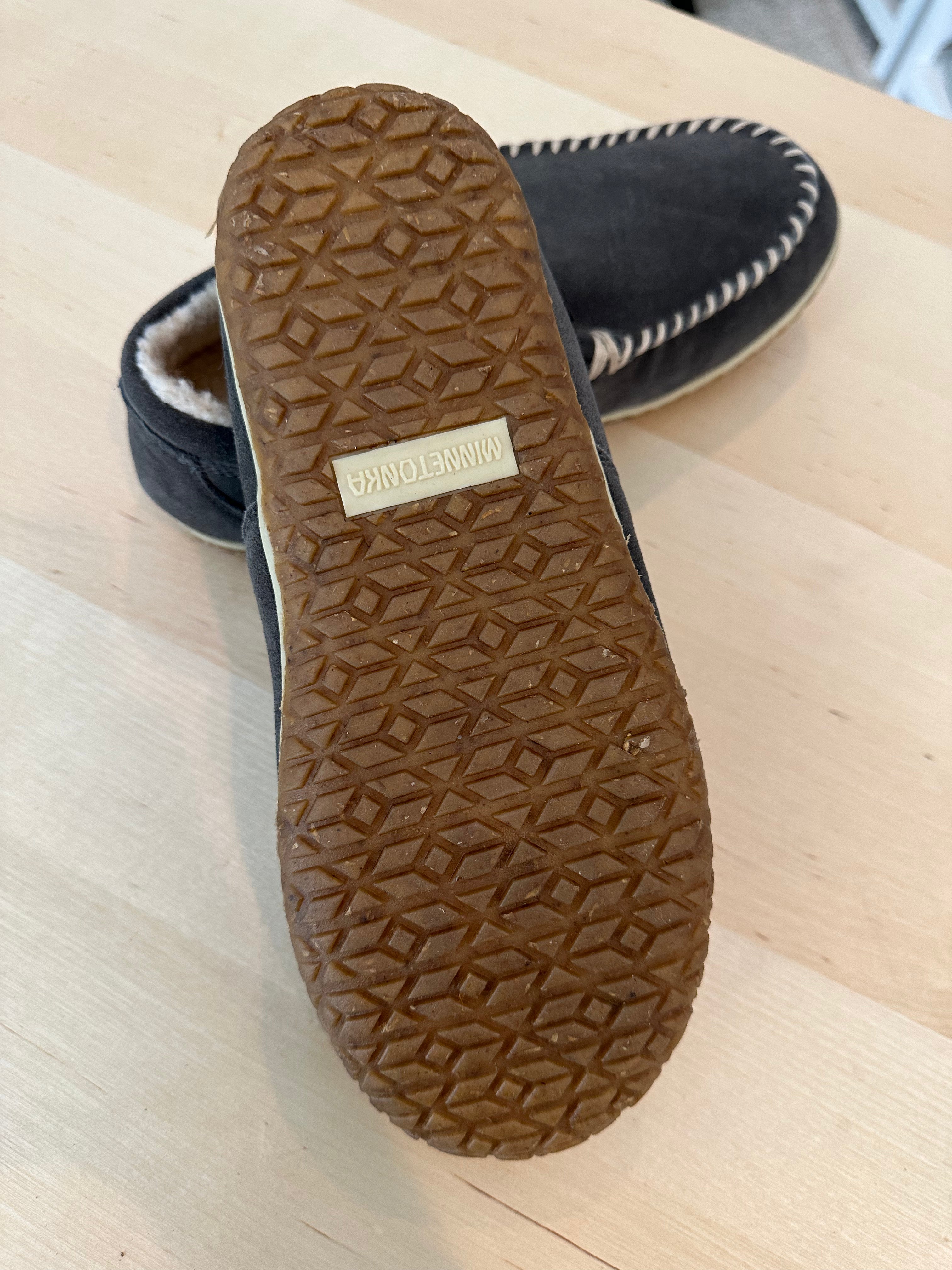 Minnetonka Tilden Moccasin Sz 8