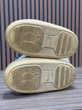 Load image into Gallery viewer, Vintage Dior Monogram Moon Snow Boots Sz 38-40 No Box
