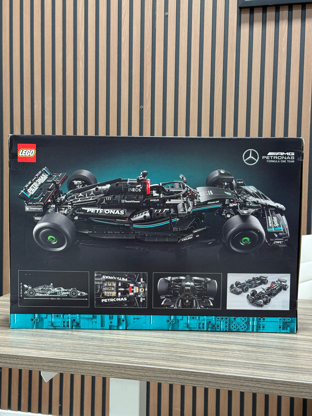 Mercedes AMG F1 Lego
