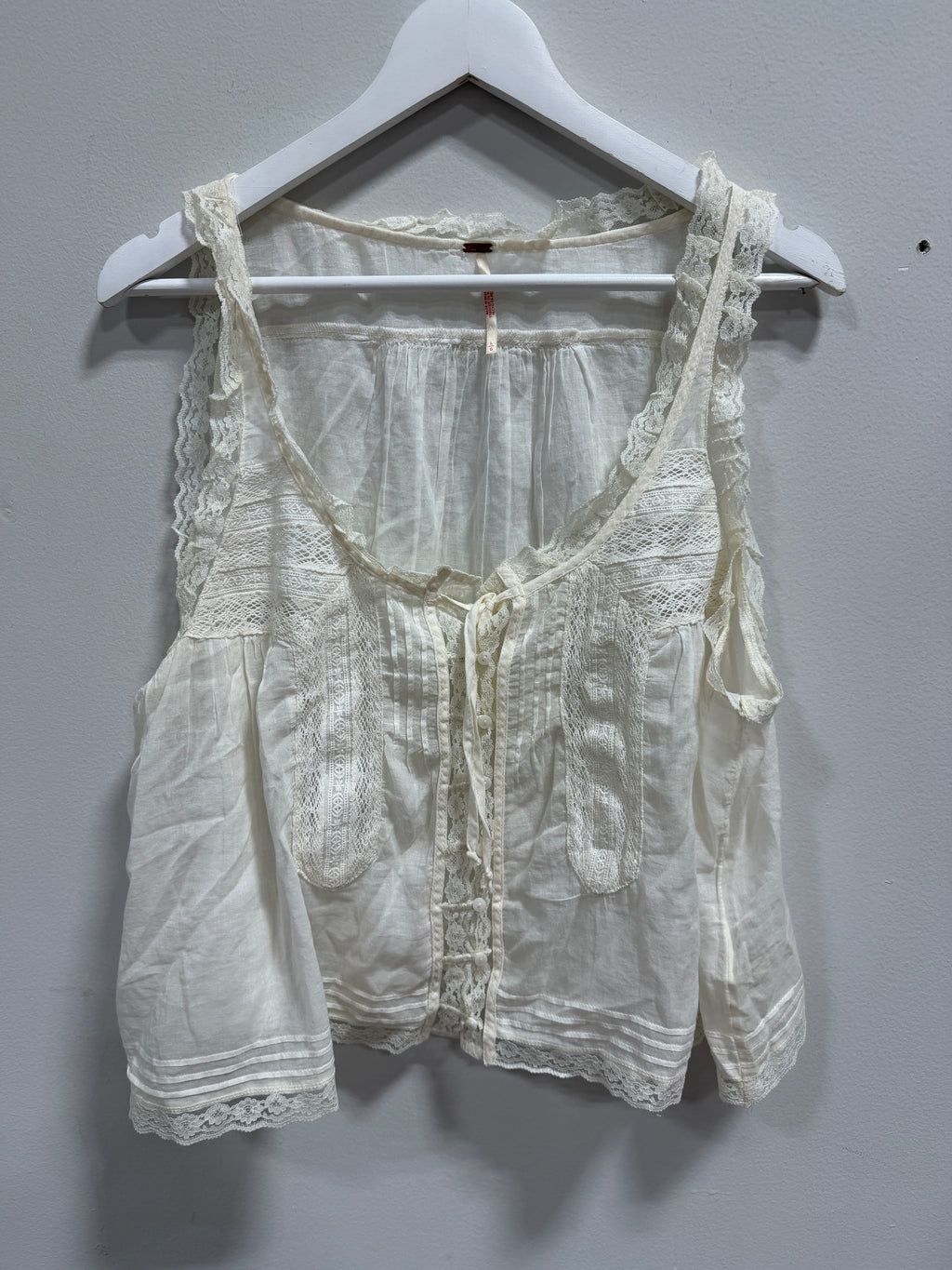 Free People Forevermore Open-Knit Eyelet Lace Sleeveless Tank Top Ivory Size L