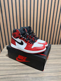 Air Jordan 1 Retro High OG 'Chicago' 2015 Sz 12
