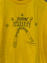 Load image into Gallery viewer, Napoleon Dynamite T-Shirt Yellow Sz XL
