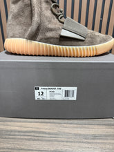 Load image into Gallery viewer, adidas Yeezy Boost 750 'Chocolate' Sz 12
