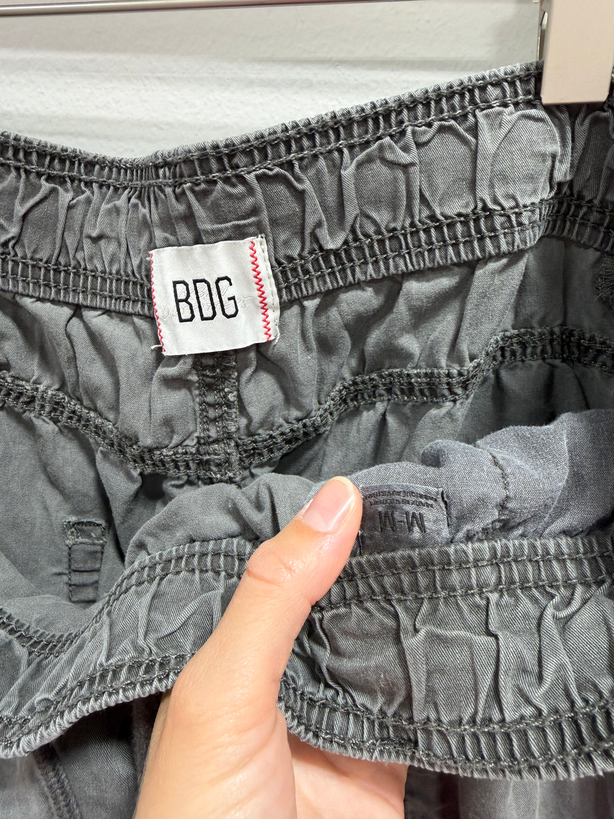 BDG (Urban Outfitters) Sunridge Mid-Rise Cargo Pants sz medium