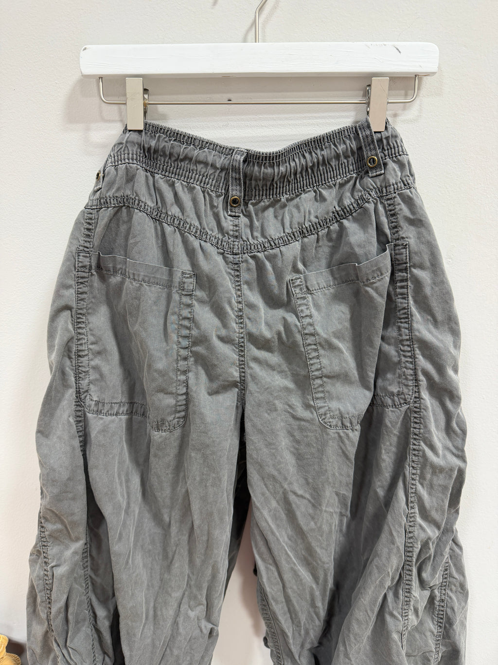 BDG (Urban Outfitters) Sunridge Mid-Rise Cargo Pants sz medium
