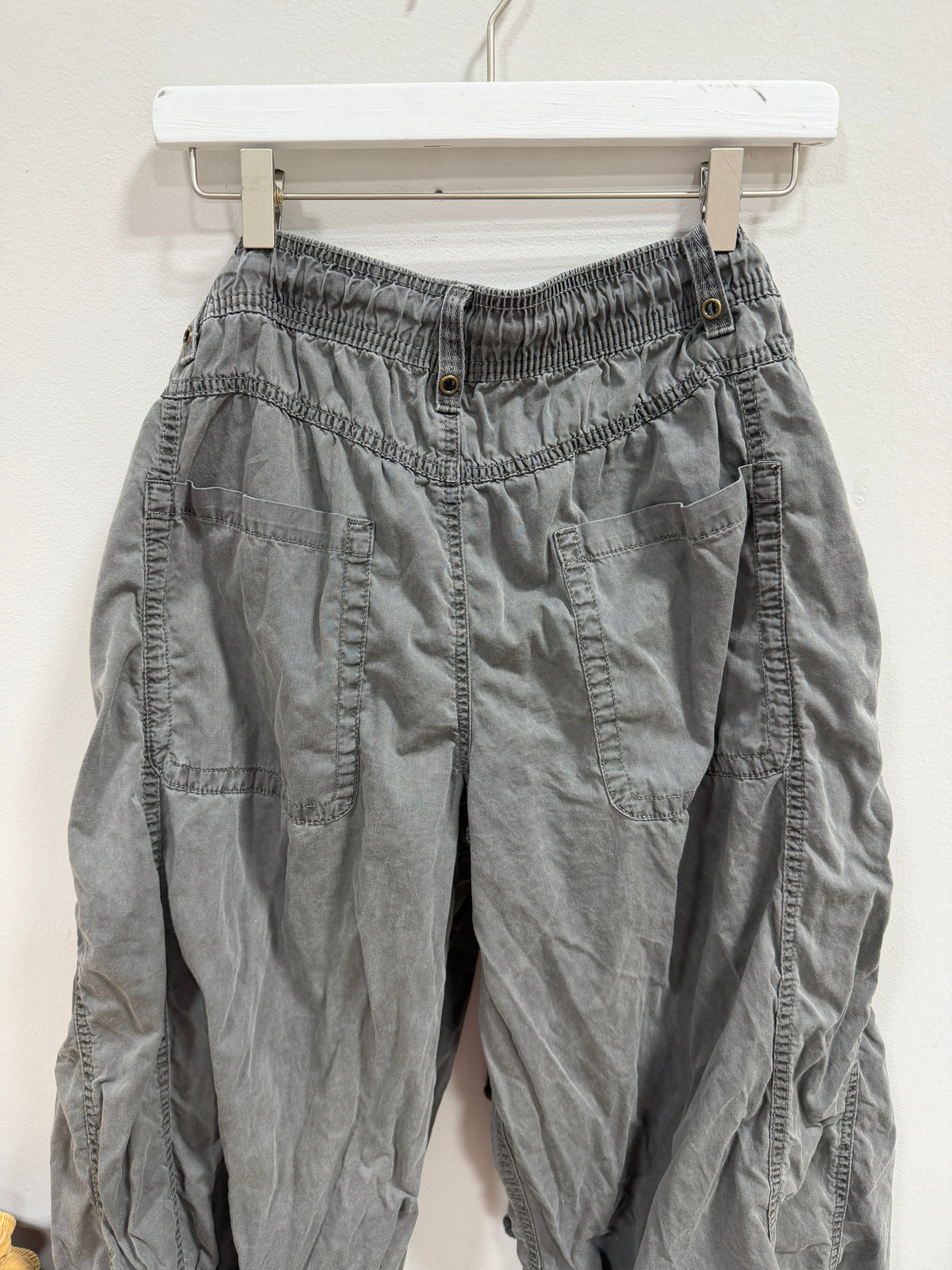 BDG (Urban Outfitters) Sunridge Mid-Rise Cargo Pants sz medium