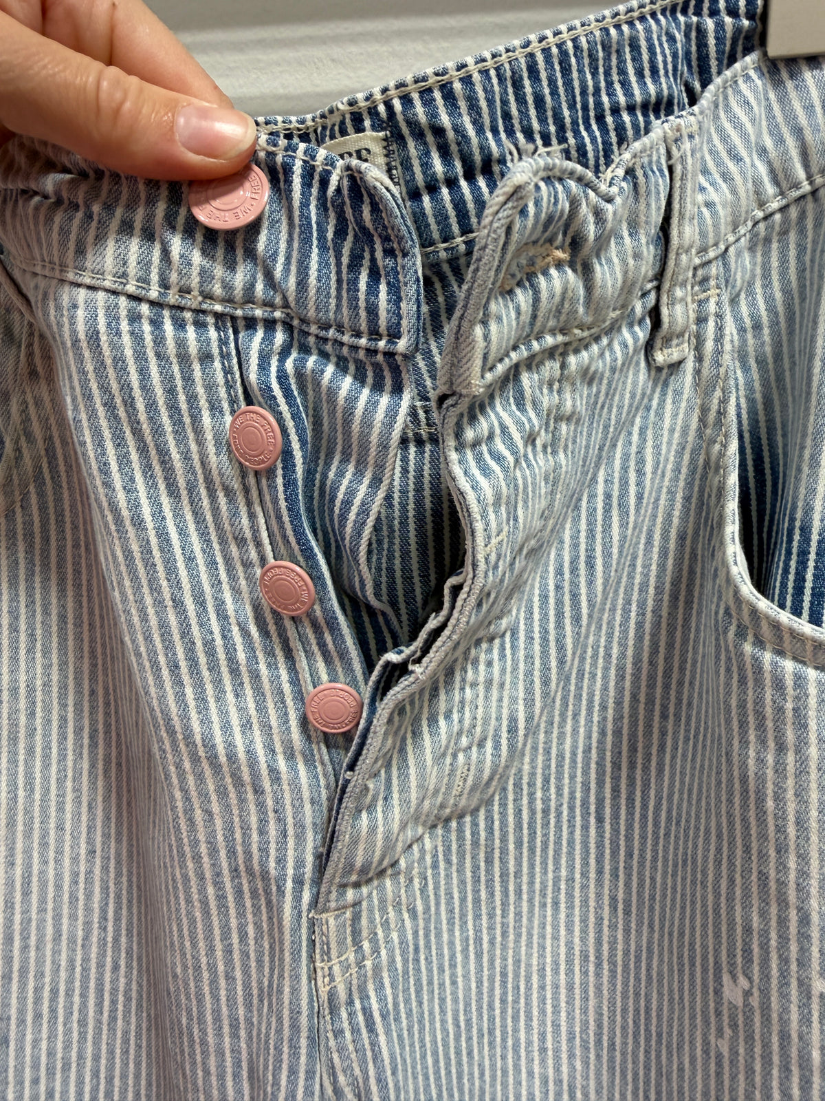 We The Free Free People Good Luck Mid-Rise Stripe Barrel Jeans Painted Blue Size 29