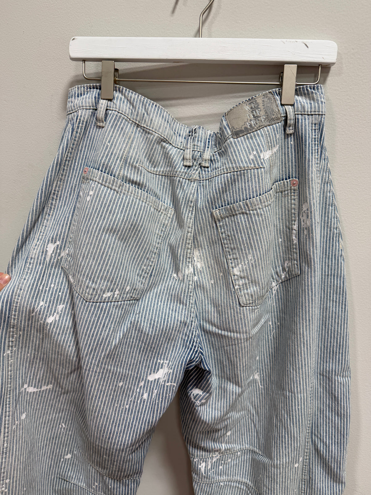 We The Free Free People Good Luck Mid-Rise Stripe Barrel Jeans Painted Blue Size 29