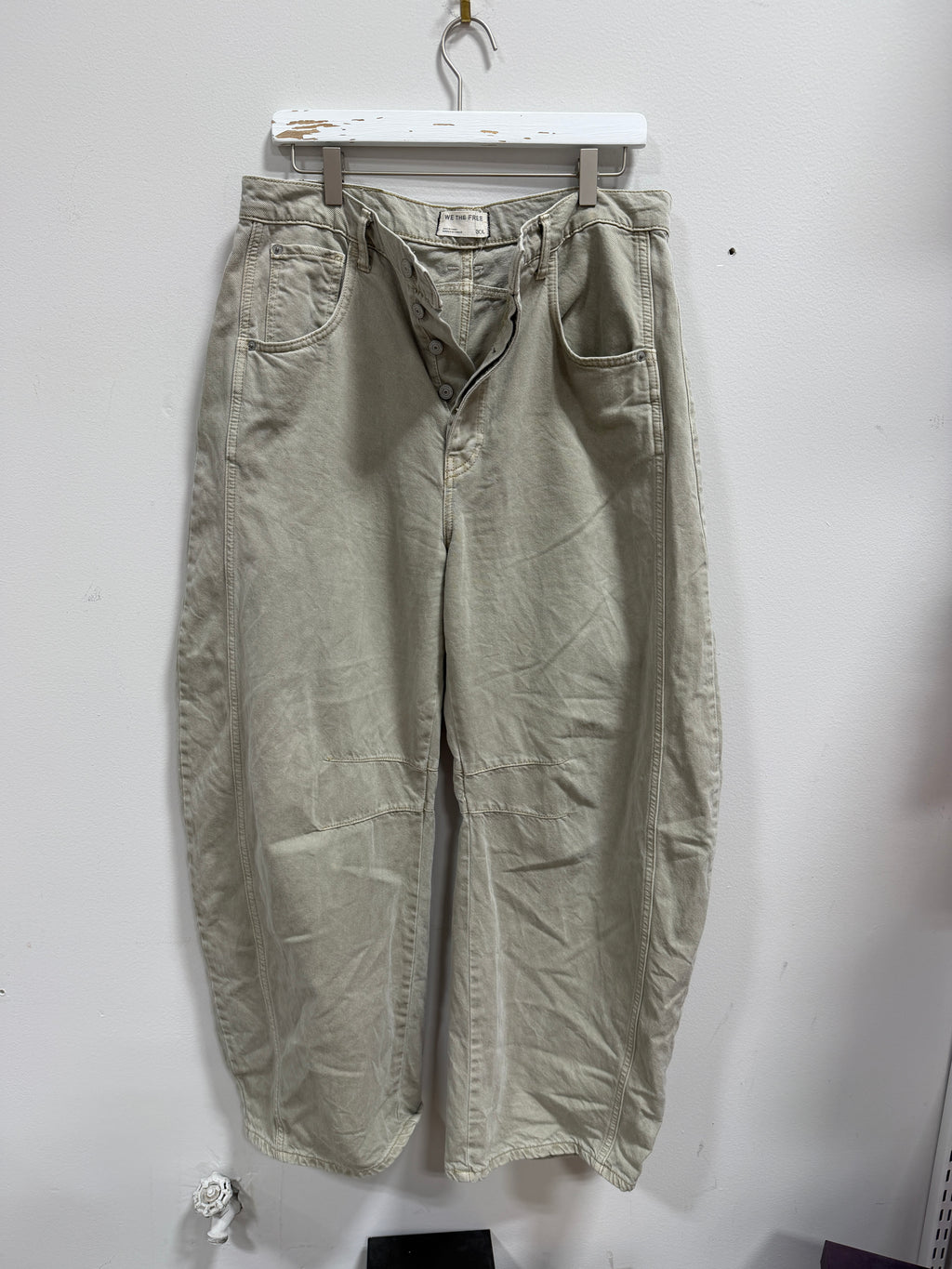 We The Free Free People Good Luck Mid-Rise Barrel Jeans Khaki Taupe Size 30L