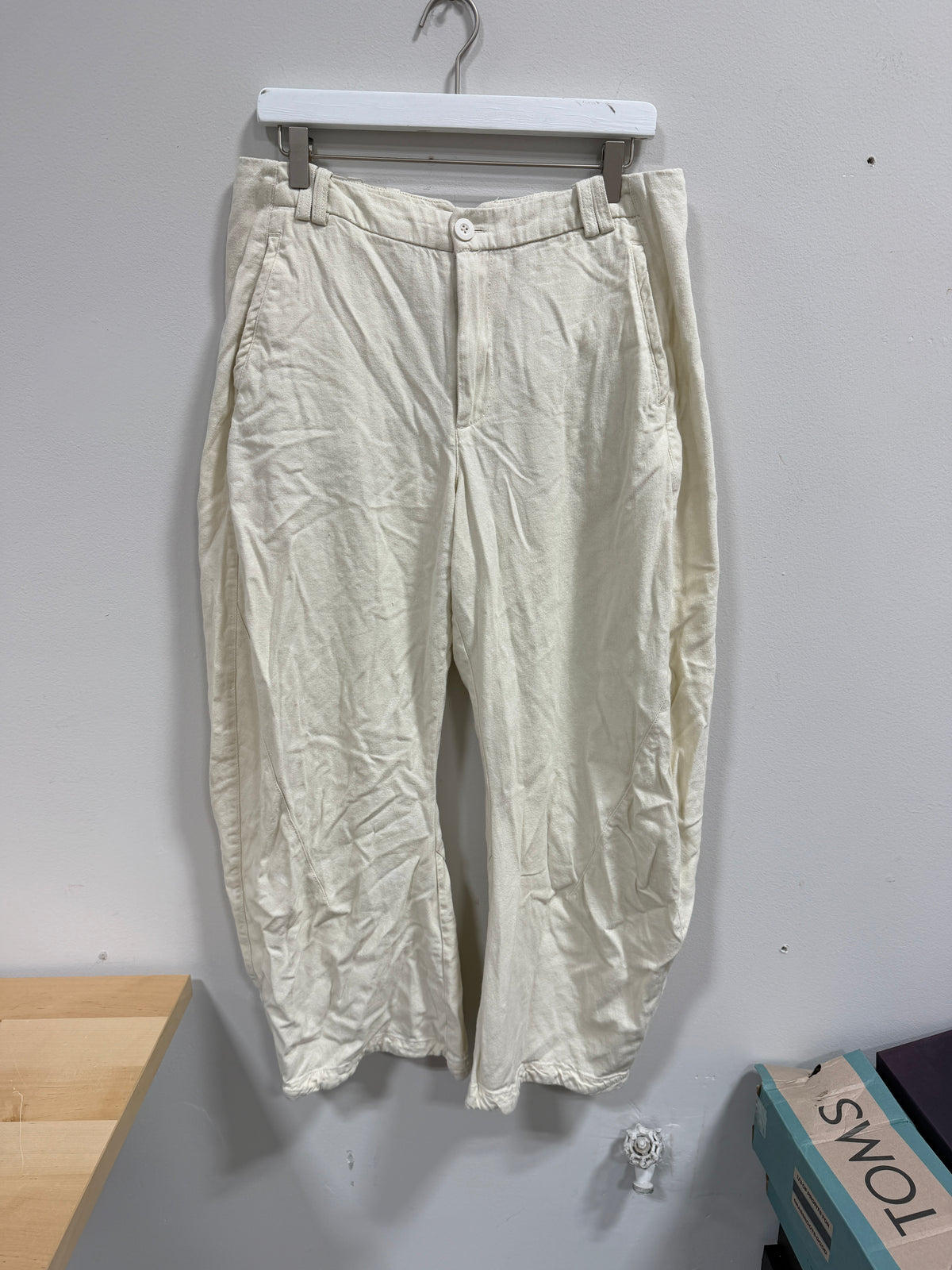 Free People We The Free Good Luck Mid-Rise Barrel Jeans in Milk, Size 12