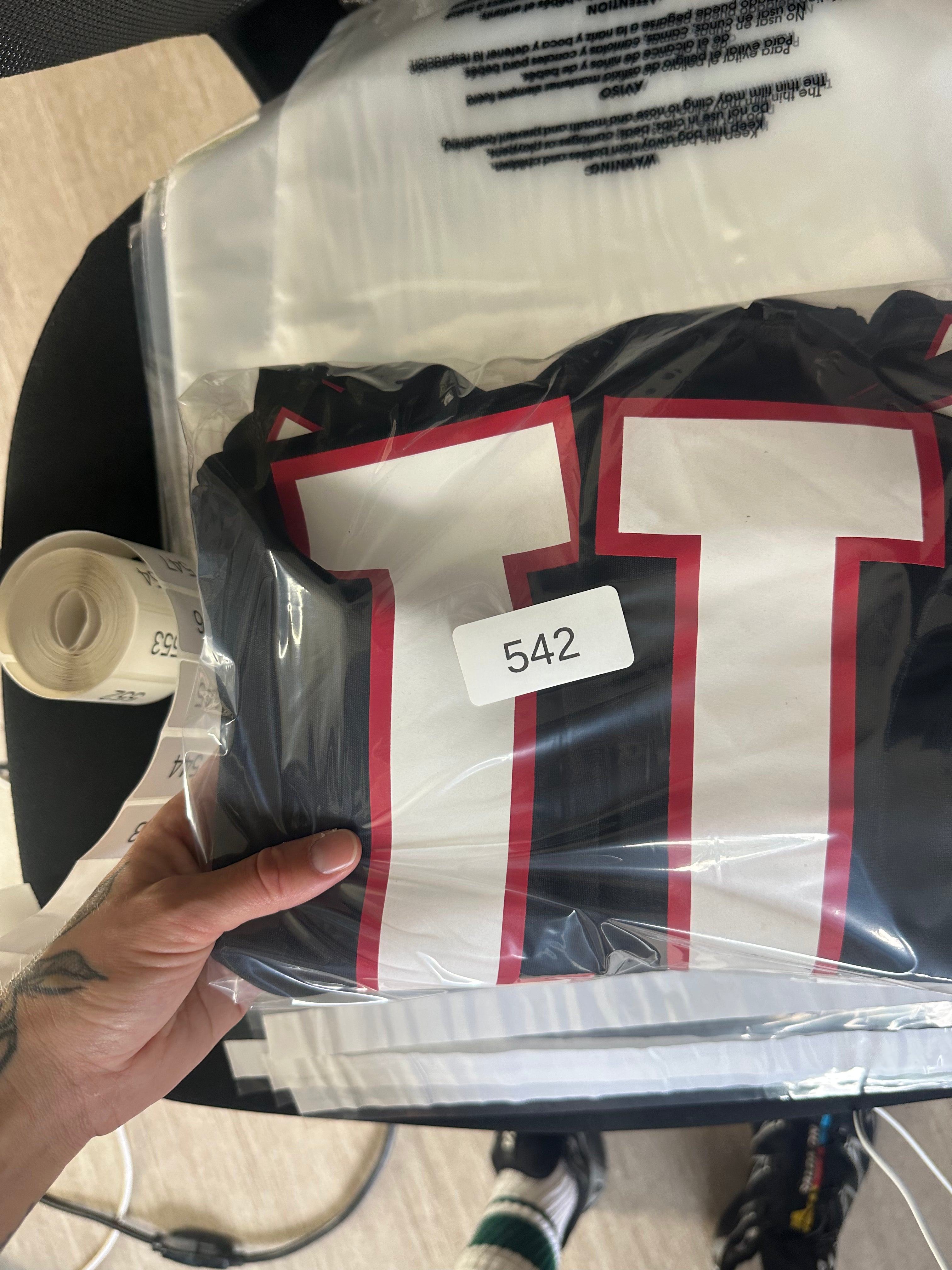 Atlanta Falcons Julio Jones Jersey Sz 2XL