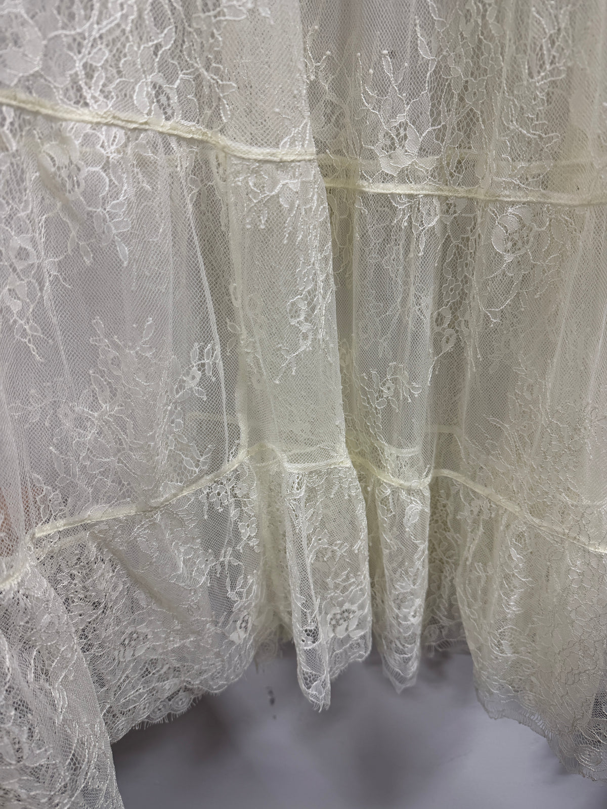 NEW Topshop Full Skirted Tiered Sheer Lace Maxi Skirt in Ivory, Size US 6