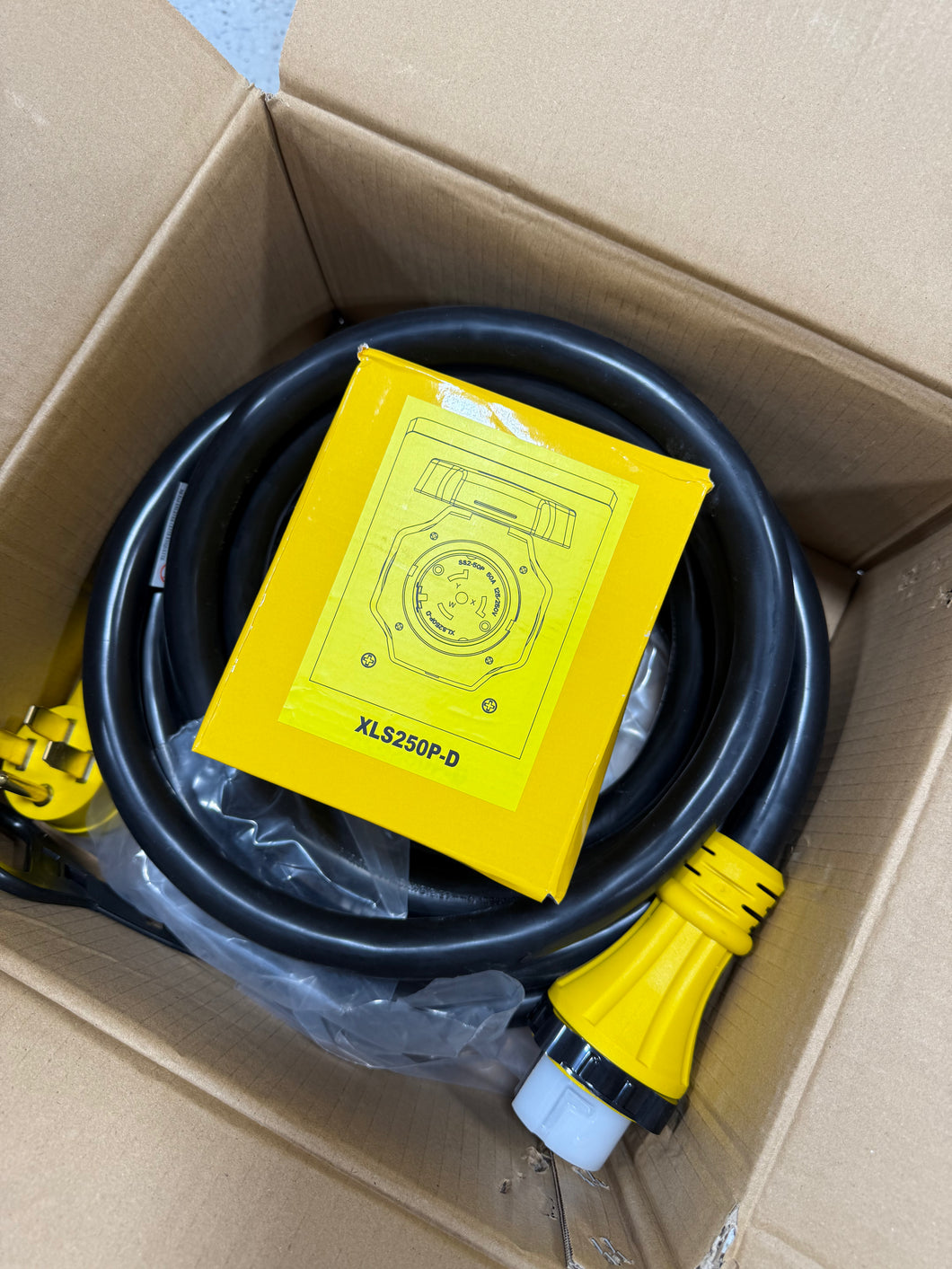 Filluck 50 Amp Generator Cord with Inlet Box, 20FT RV Extension Cord NEMA14-50P / SS2-50R, Twist Lock Connector, 125V/250V Generator Extension Cord for RV Camper/Electricity for House Generator