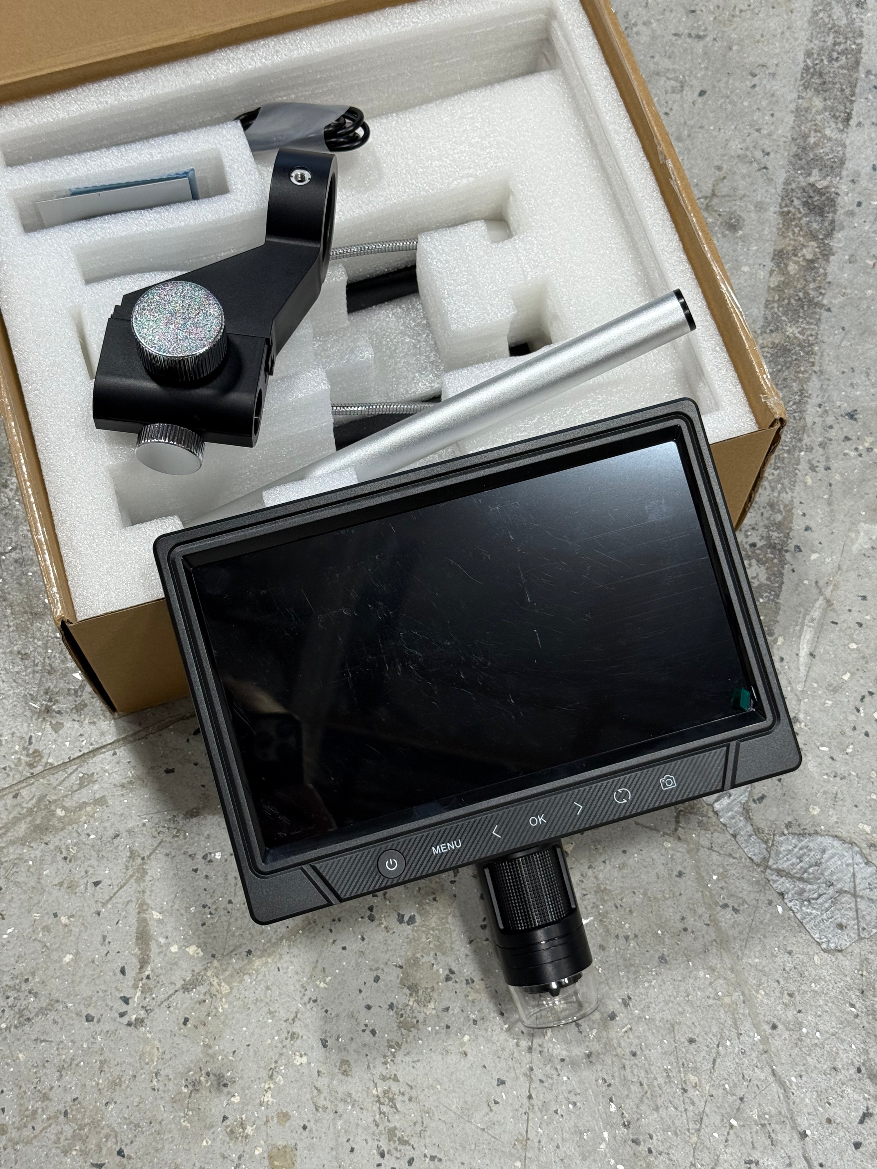 BEBANG 1200X Soldering 10.1" LCD Digital Microscope - HD Rotatable Screen